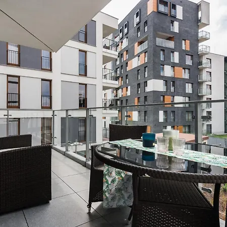 Neartopl Rakowicka Parking Апартаменты *