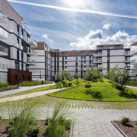 Neartopl Rakowicka Parking Апартаменты *