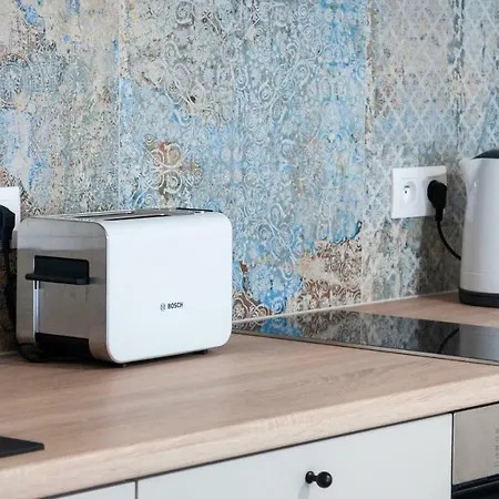 Neartopl Rakowicka Parking Апартаменты *