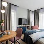 Neartopl Rakowicka Parking Appartement
