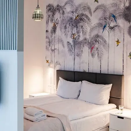 Neartopl Rakowicka Parking 公寓 *